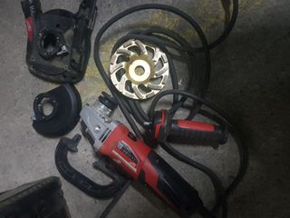 Amoladora Milwaukee AGV 15-125 DEG-SET