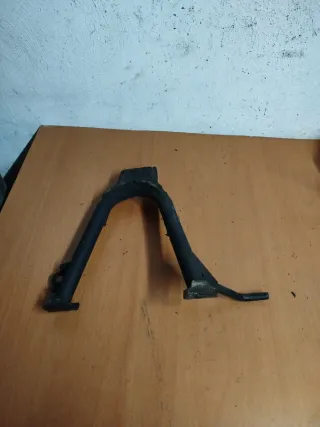 Caballete Central Yamaha YBR 125