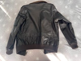Chaqueta de cuero marrón Massimo Dutti