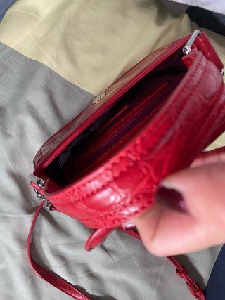 Bolso Zara estampado serpiente rojo