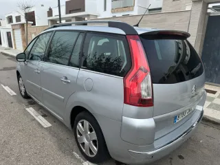 Citroen Grand C4 Picasso 2011