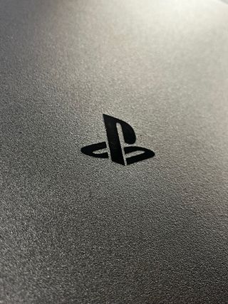 Consola PS4 Slim Negra