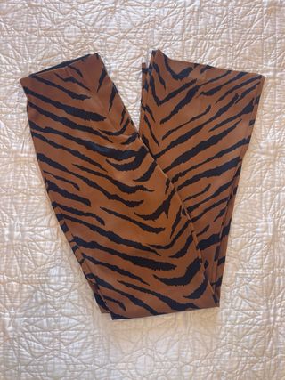 Pantalón de pinza estampado cebra