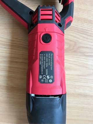 Sierra de sable 3800W con maletín