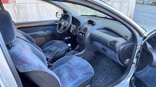Peugeot 206 1999