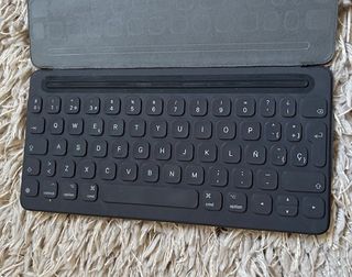 Smart Keyboard Folio per iPad 7ª Gen
