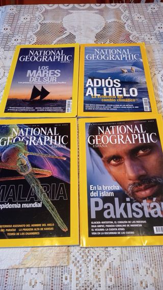 15 revistas National Geographic.