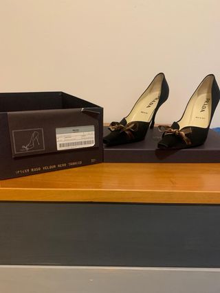 Scarpe Prada Tacco Nero con Fiocco