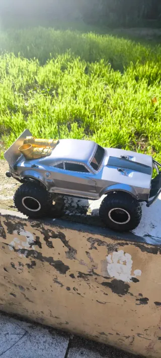 Coche RC Monster Truck todoterreno