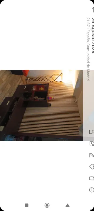 Mueble de salón madera y cristal