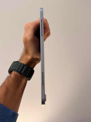 iPad Air 6 (M2) 11 128GB + Apple Magic Keyboard