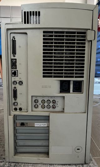 Power Macintosh 8600/250 - Mac OS 9.1