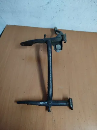 Caballete central Yamaha Teos