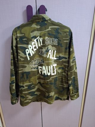 Chaqueta Militar Pull&Bear Talla S