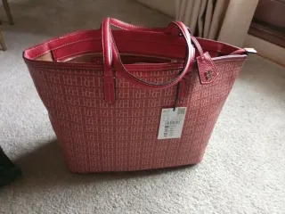 Bolso Pedro del Hierro Granate sin estrenar.