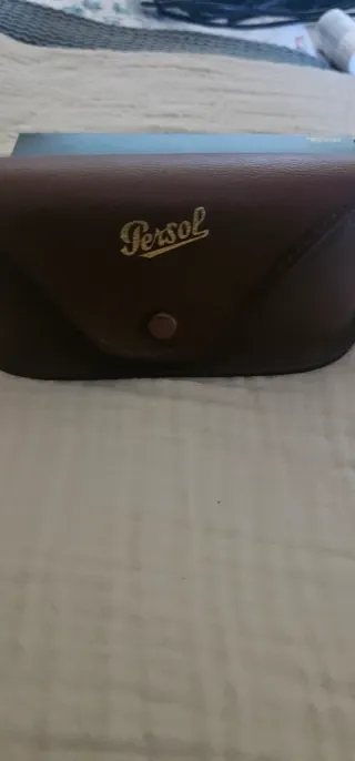 Gafas de sol aviador doradas y marrones