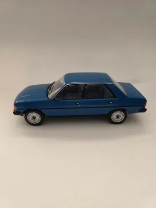 Peugeot 305 1:24 Salvat
