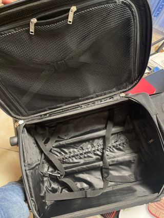 Set American Tourister: Trolley, Borsa, Beauty