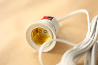 Alargador Portabombillas con cable.