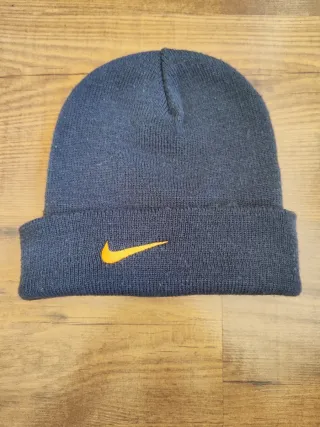 Gorro Nike con Logo Naranja