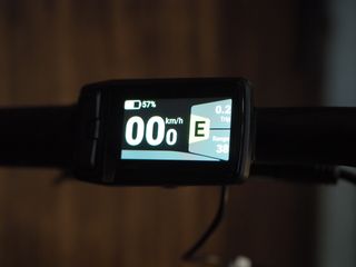 Bici Eléctrica Conor Kirk Talla M 2025