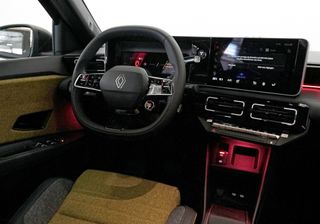 2025 Renault 5 E-Tech Eléctrico 150 CV autonomia comfort Iconic Cinq