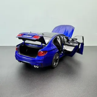 Maqueta BMW M5 F90 1:18