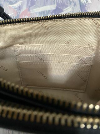 Bolso de piel Guess negro