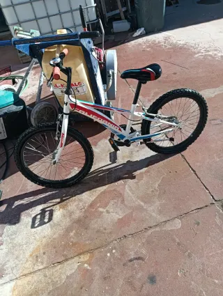 Bicicleta California BH