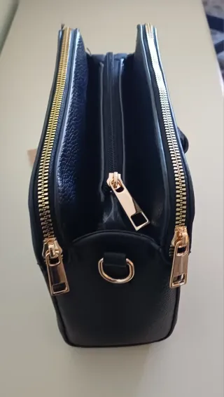 Bolso REAST STYLE negro sin estrenar