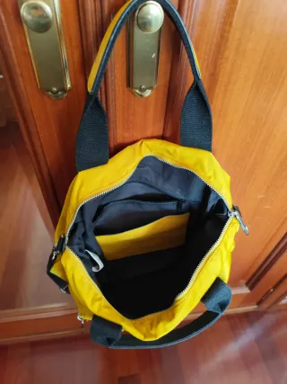 Bolso amarillo