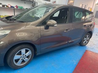 Renault Grand Scenic 2009