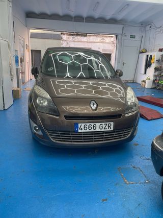 Renault Grand Scenic 2009