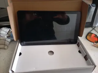 Tablet negra poco uso. Del año pasado