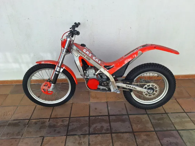 Gas Gas 250 Trial Roja