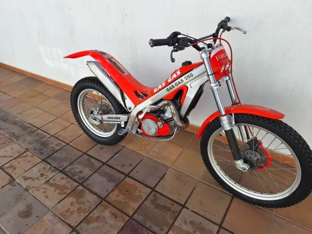 Gas Gas 250 Trial Roja