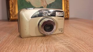 Cámara Yashica Zoomate 80 35mm Analógica