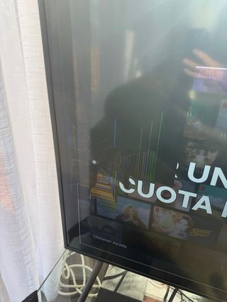 Televisor Negro rota pantalla