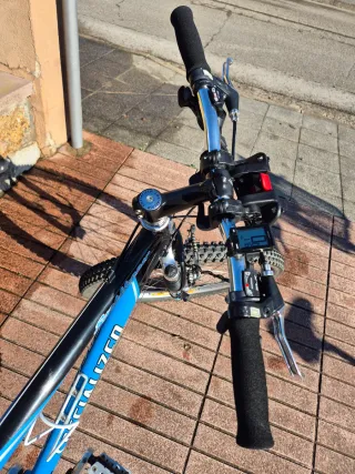 Bicicleta Specialized RockHopper Azul