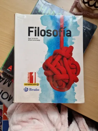 Libro de: matemáticas, filosofía, lengua, historia