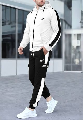 Conjunto deportivo Nike blanco y negro