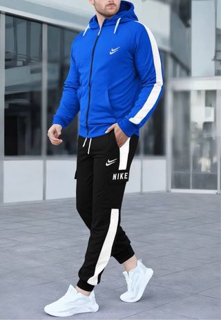 Conjunto deportivo Nike blanco y negro