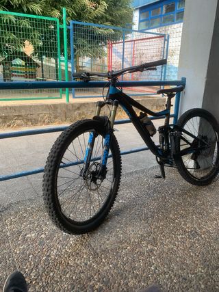 Bicicleta Enduro giant solo venta en persona 27,5