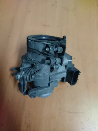 Cuerpo de admisión Yamaha YBR 125