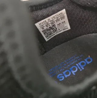 Adidas NMD R1 V2 boost talla 38.5 nuevas