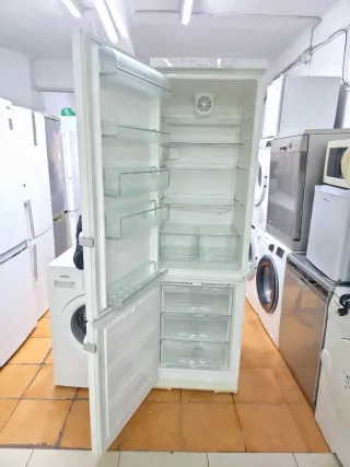 NEVERA MIELE Y LAVADORA SIMENES