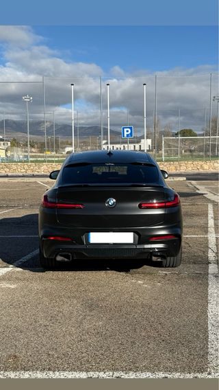 BMW X4 M40i