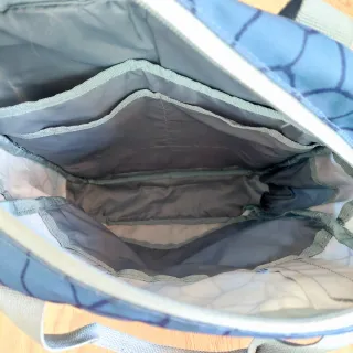 Mochila infantil azul con estampado