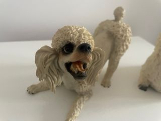 2 Figuras Perros Decorativas