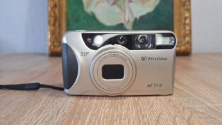 Firstline AF 71.0 Cámara analógica 35-70mm